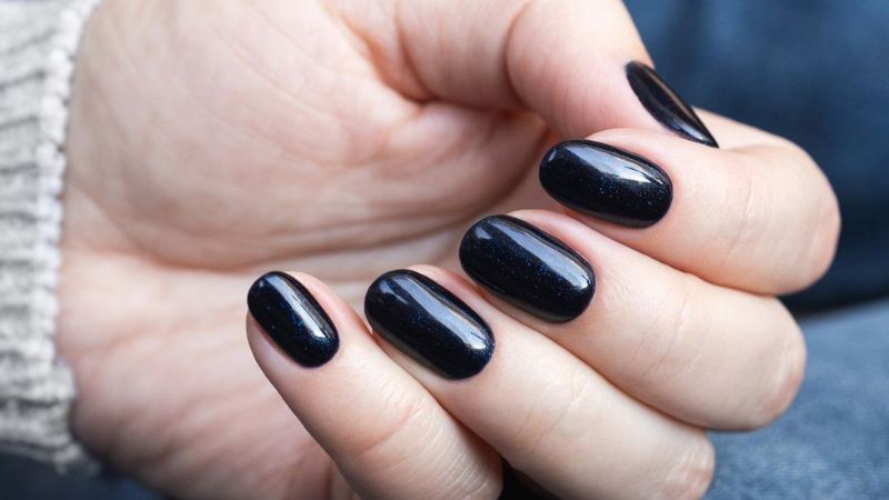 8 Best Black Nail Design Ideas For Stylish Manicures